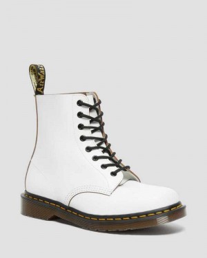 Dr Martens 1460 Vintage Lace Up Boots White | 82DPVJYGB